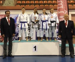 1-podium-emma