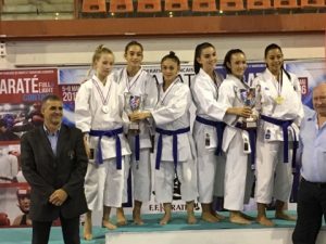 3-podium-equipe