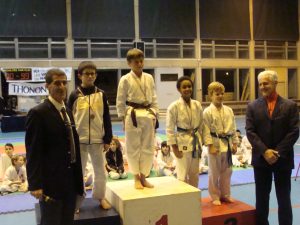 podium-yanis